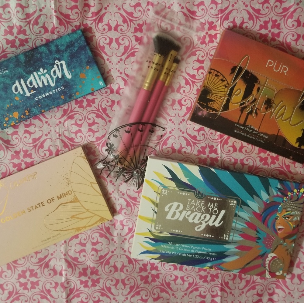 MAKEUP BUNDLE  ❣❣